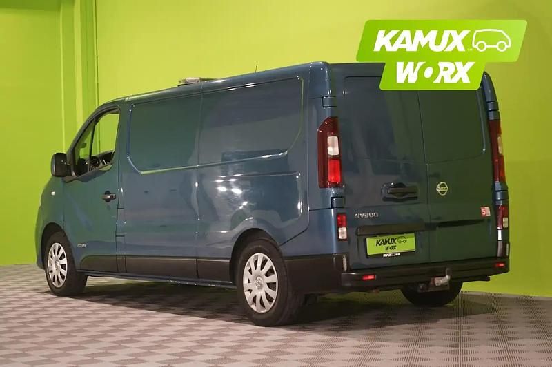 Käytetty Nissan NV300 125 HP (91 kW) 2019 Sininien Van