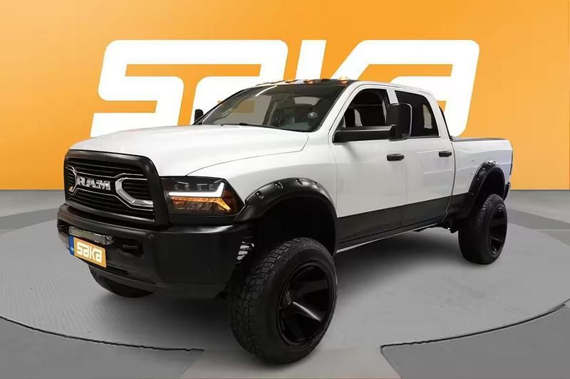 Käytetty Dodge Ram 2018 Nouto