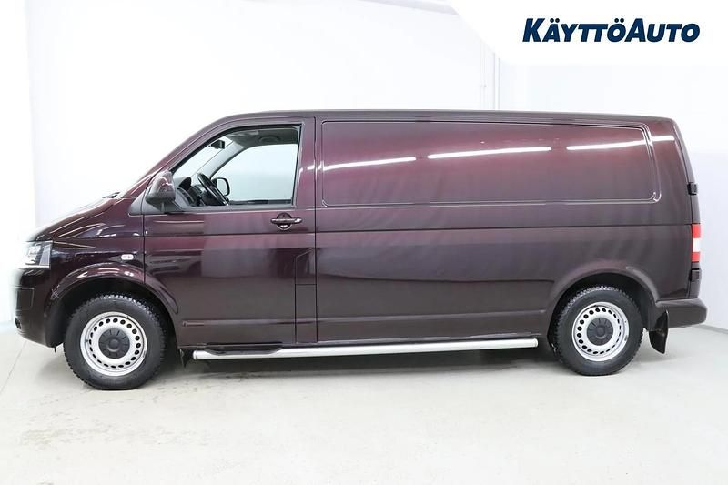 Käytetty VW T5 179 HP (131 kW) 2014 Violetti Van