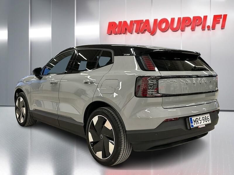 Käytetty Volvo EX30 Plus 200 kW (272 HP) 2024 Katumaasturi