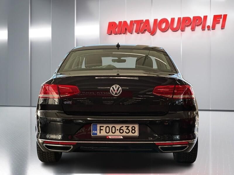 Käytetty VW Passat GTE 218 HP (160 kW) 2017 Sedan