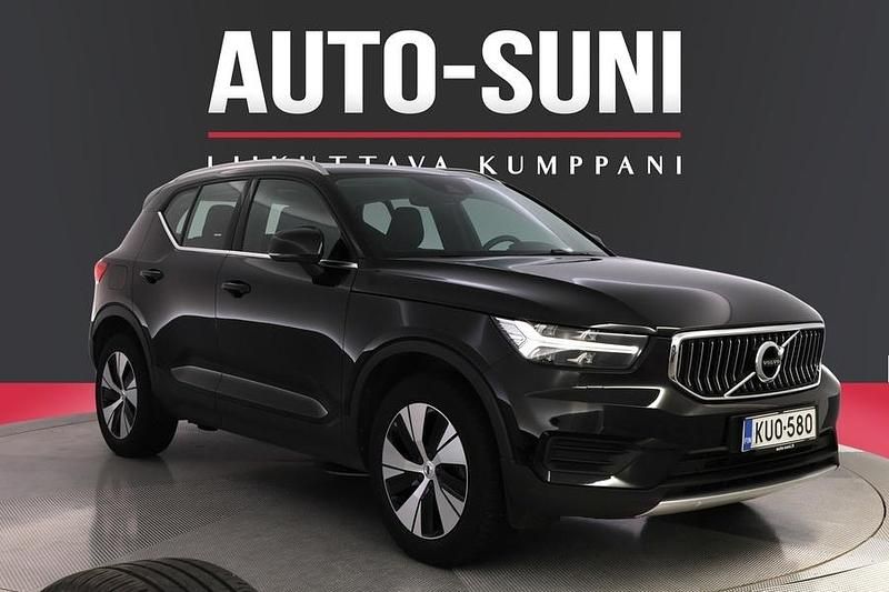 Musta Käytetty 2022 Volvo XC40 Inscription Katumaasturi | 31 500 € (Perustarjous) - Kuva 1/3