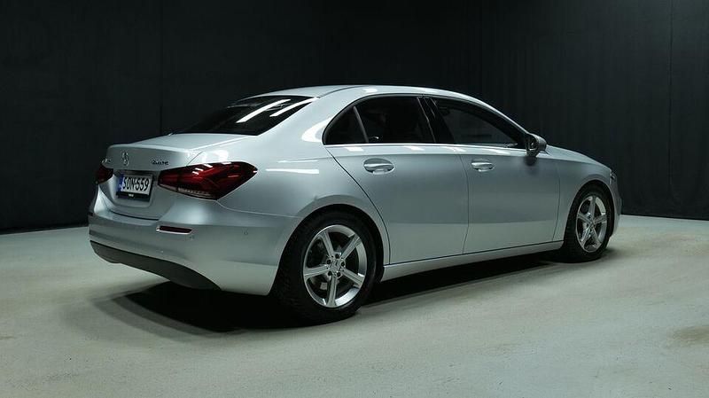Käytetty Mercedes A220 Business 190 HP (139 kW) 2021 Harmaa Sedan
