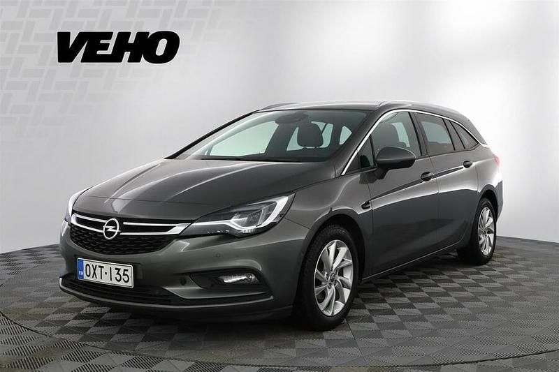 Käytetty Opel Astra Innovation 150 HP (110 kW) 2019 Harmaa Farmari