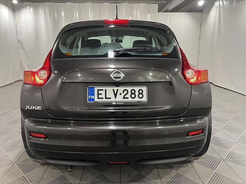 Käytetty Nissan Juke Acenta 117 HP (86 kW) 2011 Katumaasturi