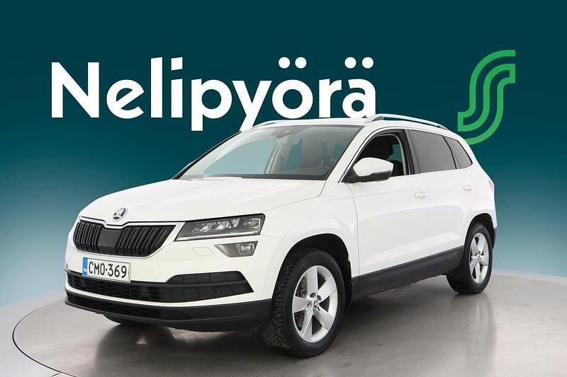 Käytetty Skoda Karoq Style 150 HP (110 kW) 2019 Valkoinen Katumaasturi