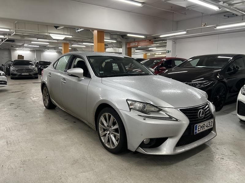 Käytetty 2014 Lexus IS300h Executive Line Sedan | 17 900 € (Perustarjous) - Kuva 1/4
