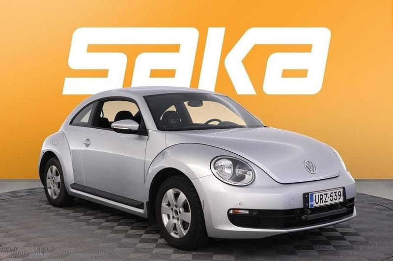 Käytetty VW Beetle 105 HP (77 kW) 2012 Viistoperä