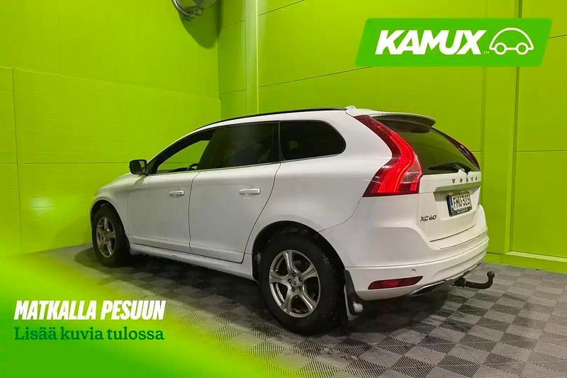 Käytetty Volvo XC60 Momentum 181 HP (133 kW) 2014 Valkoinen Katumaasturi