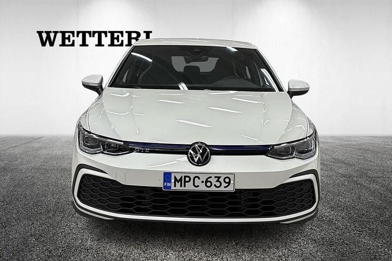 Käytetty VW Golf VIII GTE 245 HP (180 kW) 2021 Viistoperä