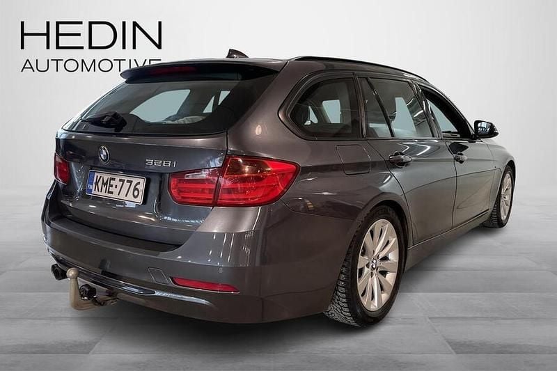 Käytetty BMW 328 Sport Line 245 HP (180 kW) 2013 Farmari