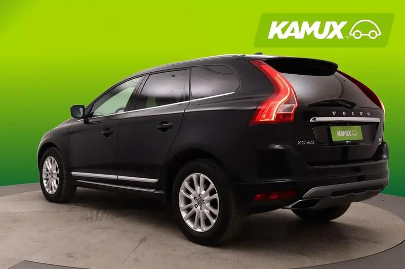 Käytetty Volvo XC60 215 HP (158 kW) 2014 Musta Katumaasturi