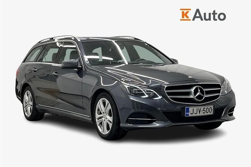 Harmaa Käytetty 2015 Mercedes E200 Farmari | 18 900 € (Perustarjous) - Kuva 1/4