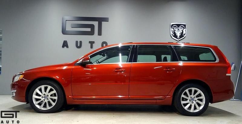 Käytetty Volvo V70 Summum 181 HP (133 kW) 2014 Farmari