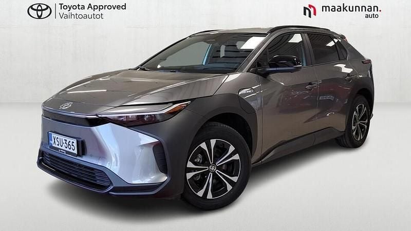 Käytetty Toyota bZ4X Edition 2024 Harmaa Katumaasturi