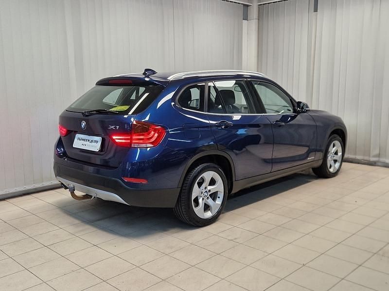 Käytetty BMW X1 143 HP (105 kW) 2015 Sininen Katumaasturi