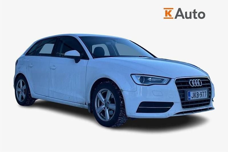 Käytetty Audi A3 Sportback Business 125 HP (91 kW) 2016 Valkoinen Viistoperä