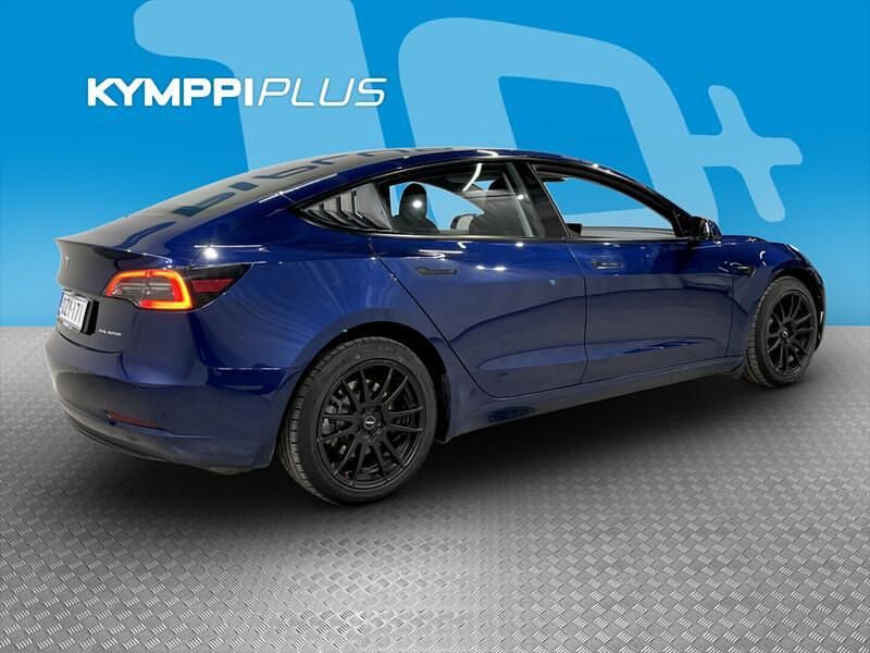 Käytetty Tesla Model 3 366 kW (498 HP) 2022 Sedan