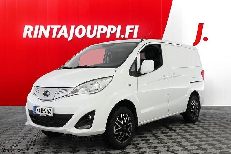 Käytetty BYD ETP3 100 kW (136 HP) 2023 Van