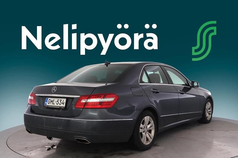 Käytetty Mercedes E300 204 HP (150 kW) 2012 Sedan
