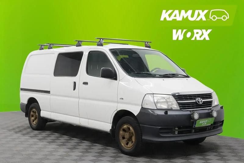 Käytetty Toyota HiAce 117 HP (86 kW) 2011 Valkoinen Sedan