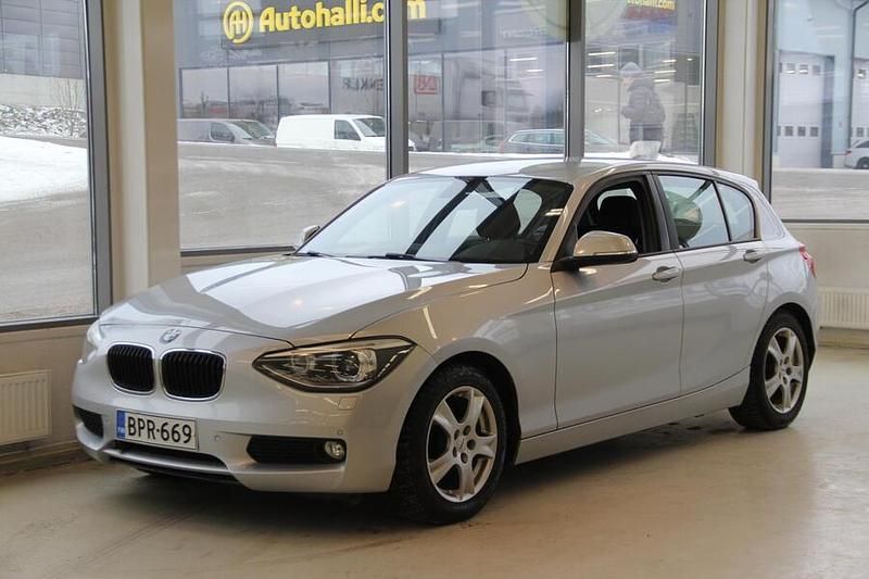 Käytetty BMW 116 136 HP (100 kW) 2012 Hopea Viistoperä