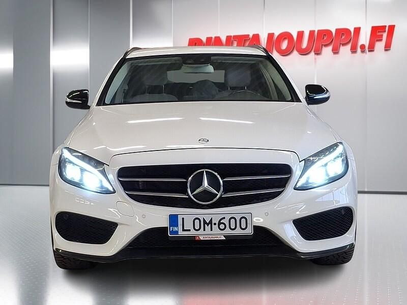 Käytetty Mercedes C250 Premium 204 HP (150 kW) 2015 Valkoinen Farmari