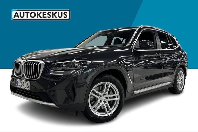 Harmaa Käytetty 2023 BMW X3 Comfort Edition Katumaasturi | 36 890 € (Perustarjous) - Kuva 1/2