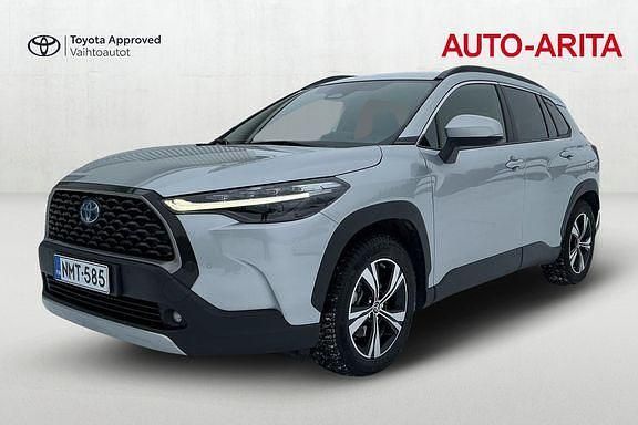 Käytetty Toyota Corolla Cross Edition 194 HP (142 kW) 2022 Hopea Katumaasturi