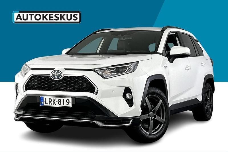 Valkoinen Käytetty 2021 Toyota RAV4 Hybrid Katumaasturi | 28 990 € (Hyvä tarjous) - Kuva 1/3