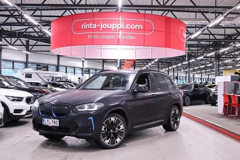 Käytetty 2022 BMW iX3 M Sport Katumaasturi | 37 900 € (Perustarjous) - Kuva 1/3