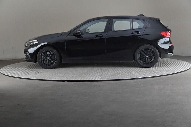 Käytetty BMW 120 190 HP (139 kW) 2021 Viistoperä