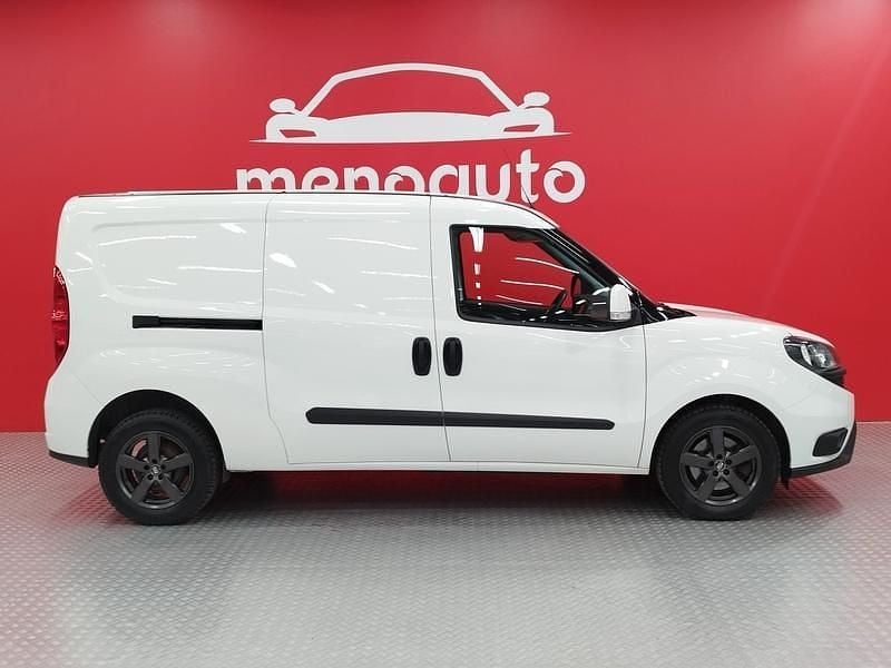 Käytetty Fiat Doblò 95 HP (69 kW) 2020 Tila-auto