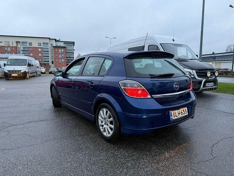 Sininen Käytetty 2007 Opel Astra Cosmo Viistoperä | 1 900 € - Kuva 1/3