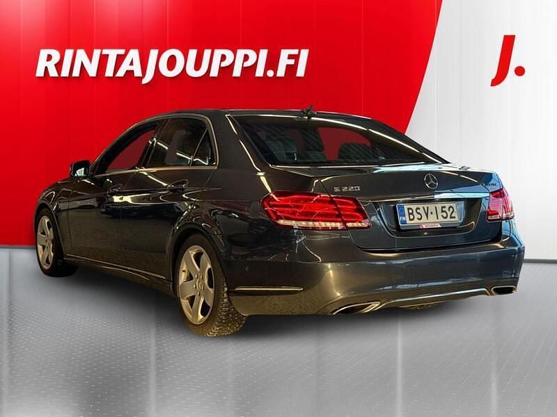 Käytetty Mercedes E220 Business 170 HP (125 kW) 2015 Harmaa Sedan