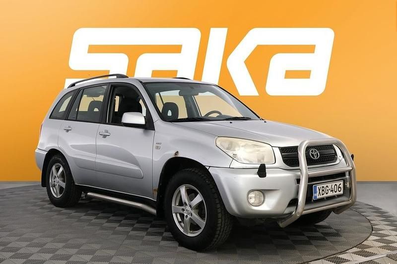 Käytetty 2004 Toyota RAV4 Farmari | 4 900 € - Kuva 1/3