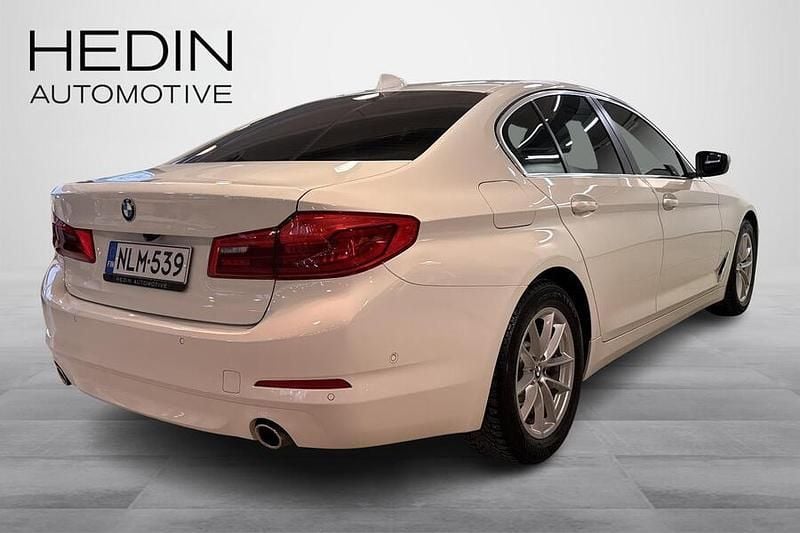 Käytetty BMW 518 Comfort Edition 150 HP (110 kW) 2020 Sedan