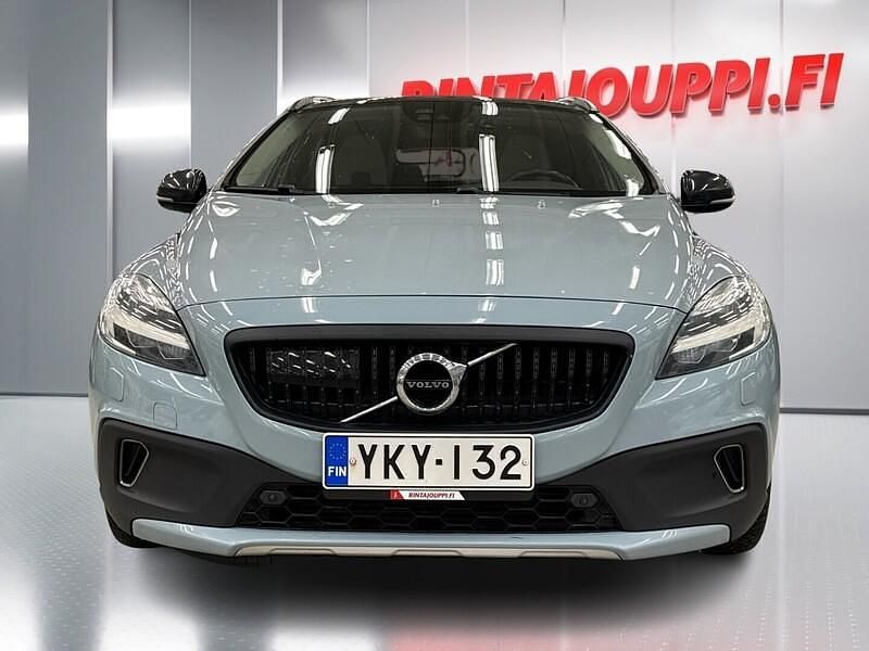 Käytetty Volvo V40 Business Edition 120 HP (88 kW) 2017 Sininen Viistoperä