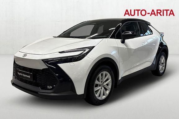 Valkoinen Käytetty 2025 Toyota C-HR Edition Katumaasturi | 45 900 € - Kuva 1/4