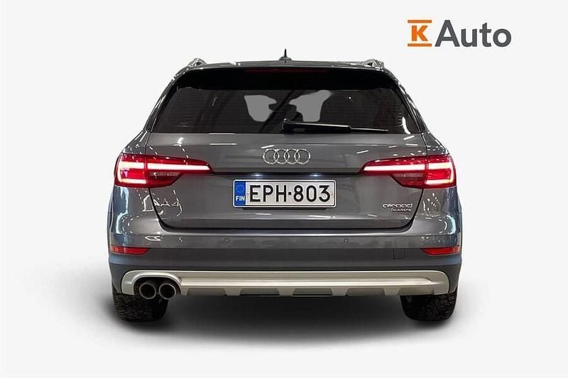 Käytetty Audi A4 Allroad Business 190 HP (139 kW) 2018 Harmaa Farmari