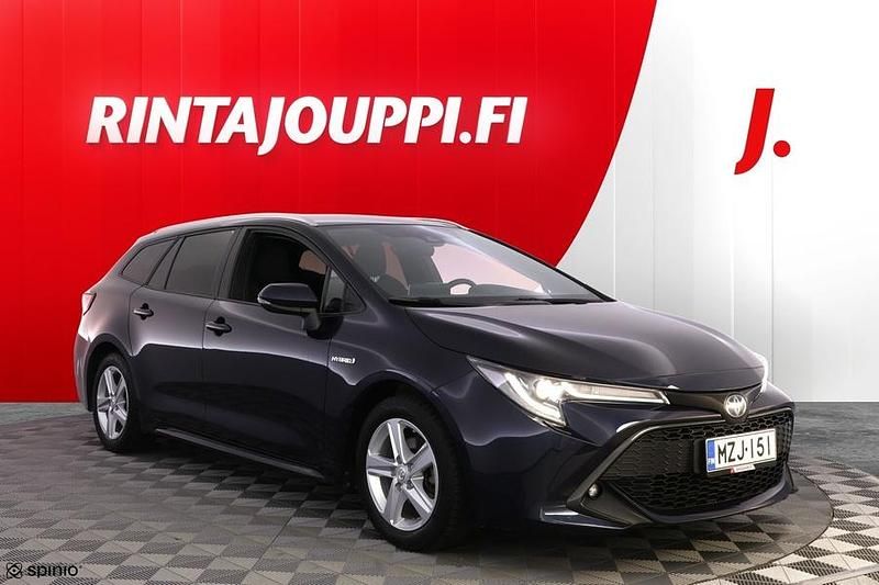 Käytetty Toyota Corolla Active 122 HP (89 kW) 2021 Sininen Farmari