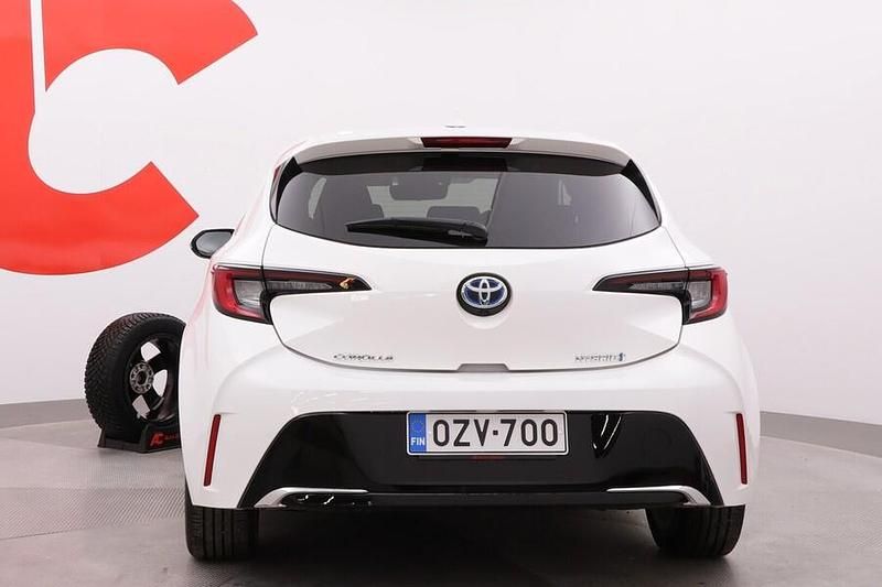 Käytetty Toyota Corolla Edition 140 HP (102 kW) 2023 040 Viistoperä