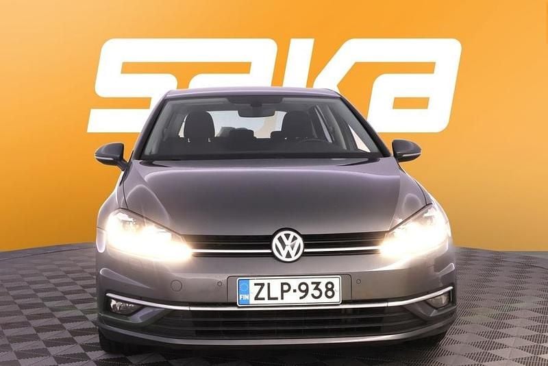 Käytetty VW Golf VII Highline 125 HP (91 kW) 2017 Viistoperä