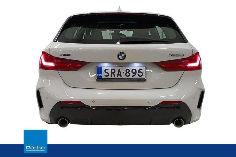 Käytetty BMW 120 M Sport 190 HP (139 kW) 2020 Valkoinen Viistoperä