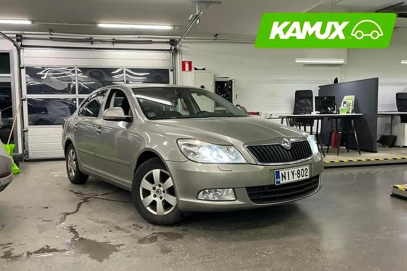 Käytetty 2013 Skoda Octavia Experience Sedan | 5 990 € (Supertarjous) - Kuva 1/4