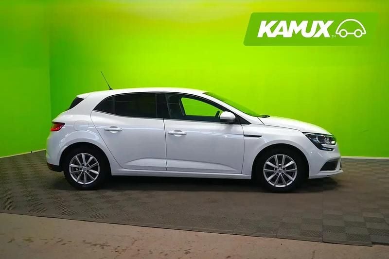 Käytetty Renault Mégane IV Zen 110 HP (80 kW) 2016 Valkoinen Viistoperä