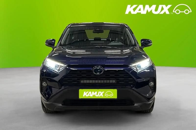 Käytetty Toyota RAV4 Hybrid Active 222 HP (163 kW) 2021 Sininen Katumaasturi