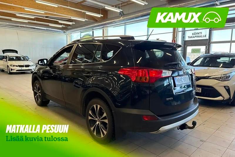 Käytetty Toyota RAV4 Multidrive S 152 HP (111 kW) 2015 Sininen Katumaasturi