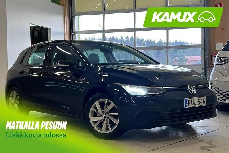 Käytetty VW Golf VIII Edition 150 HP (110 kW) 2020 Musta Sedan