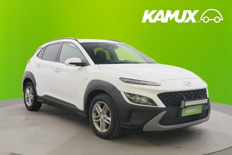 Käytetty Hyundai Kona 136 HP (100 kW) 2021 Valkoinen Katumaasturi